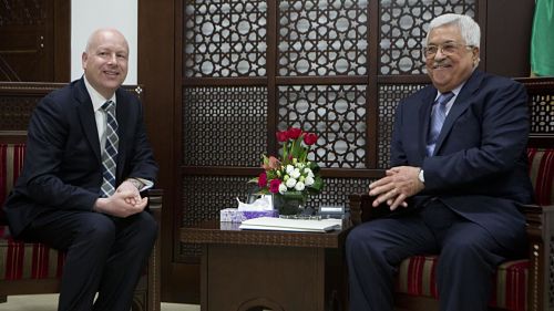 L\'ambassadeur des Etats-Unis donne à Abbas une liste de 9 demandes pour la reprise des négociations